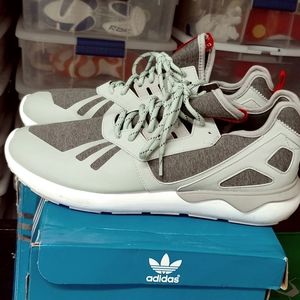 Adidas Tubular Weave
